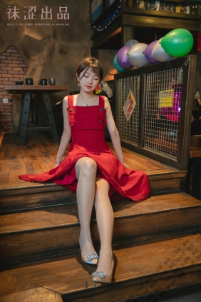 [袜涩] - 暖暖 红色长裙 [50P-155MB]